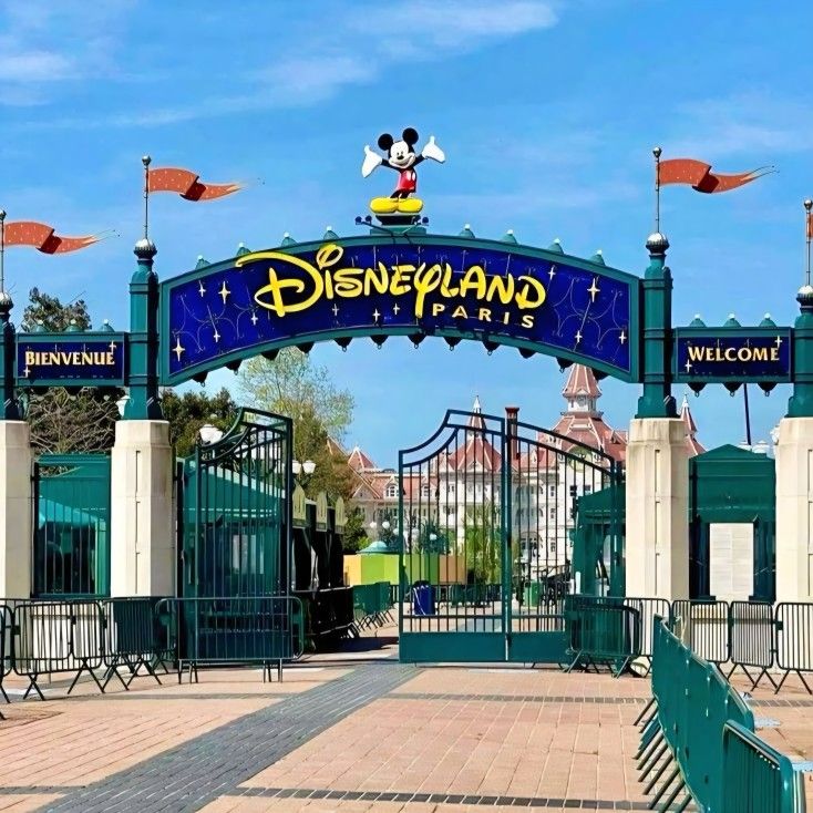 Disneyland® Paris desde tu hotel: traslado privado y entradas. — foto 1